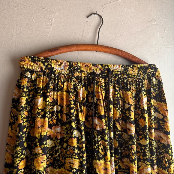 Floral maxi skirt from Fabrik - Picture 5 of 7